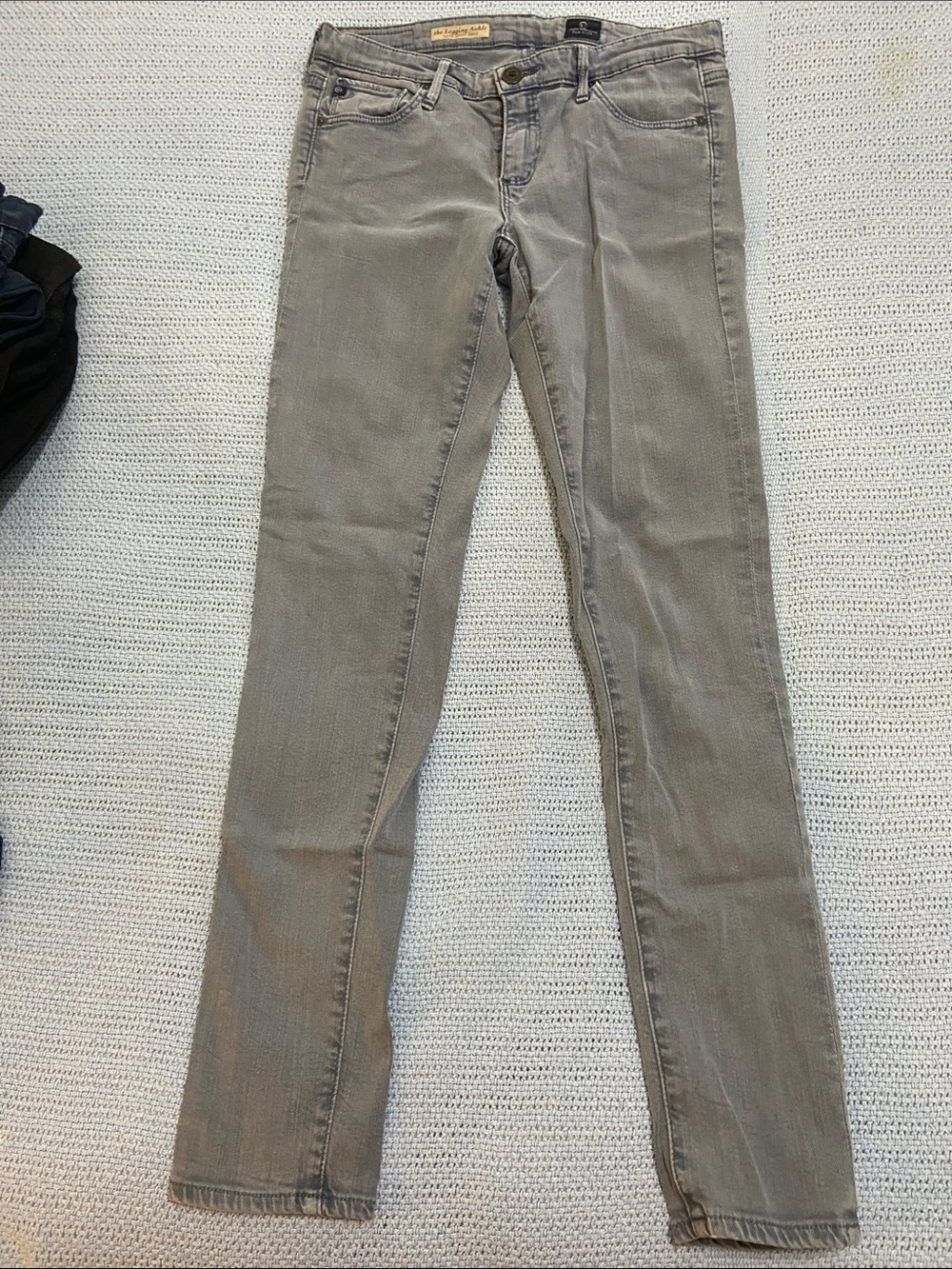 Ag Adriano Goldschmied Skinny Jeans in Light Gray - legging ankle style